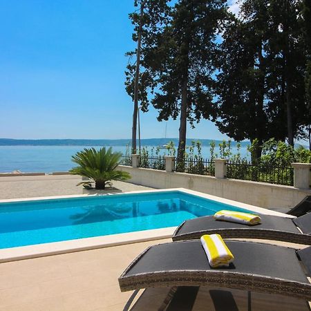 Villa Beachfront Sea Palace Kaštela Exterior foto